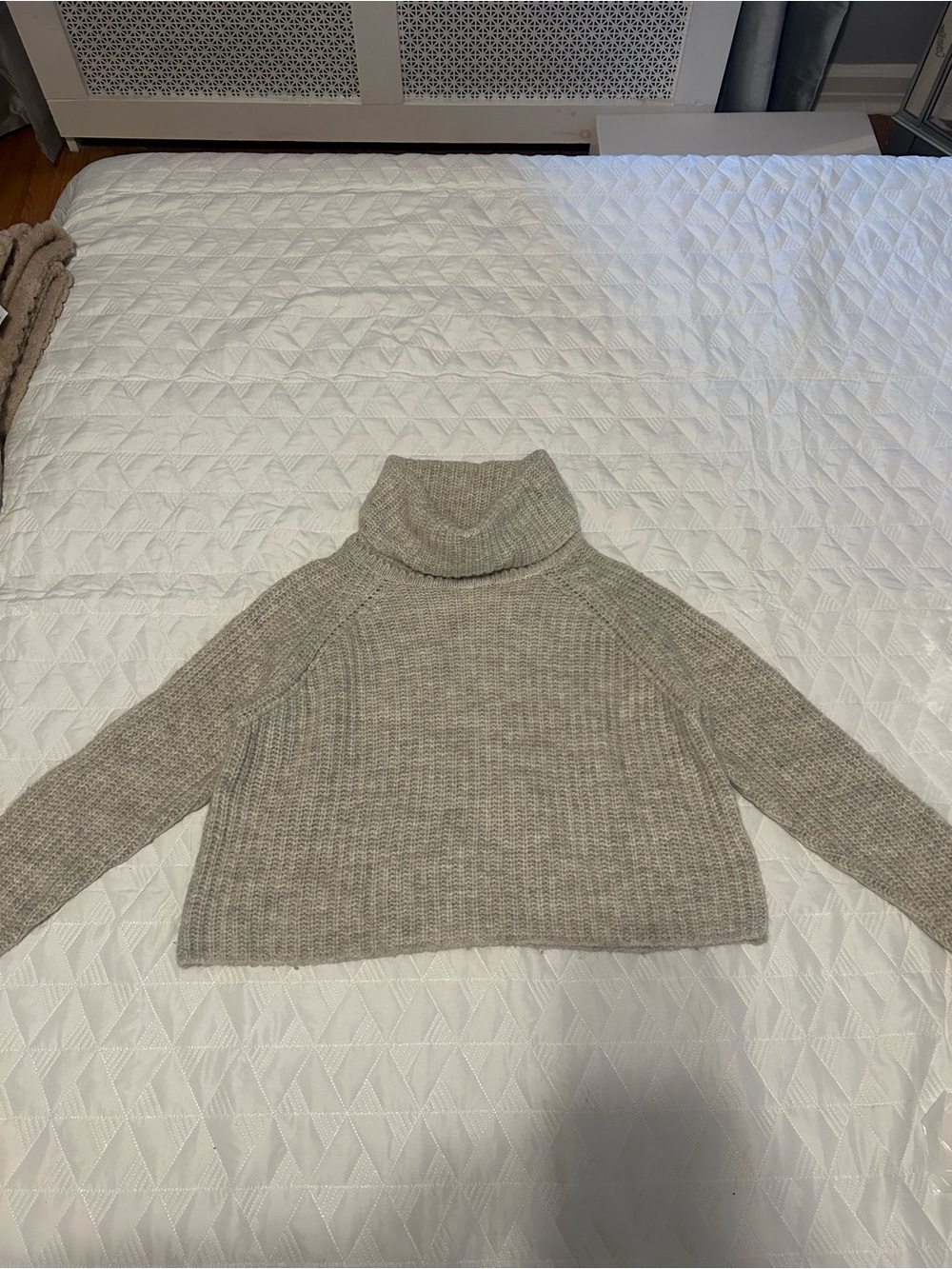 Zara Cropped Turtleneck Sweater in Light Gray